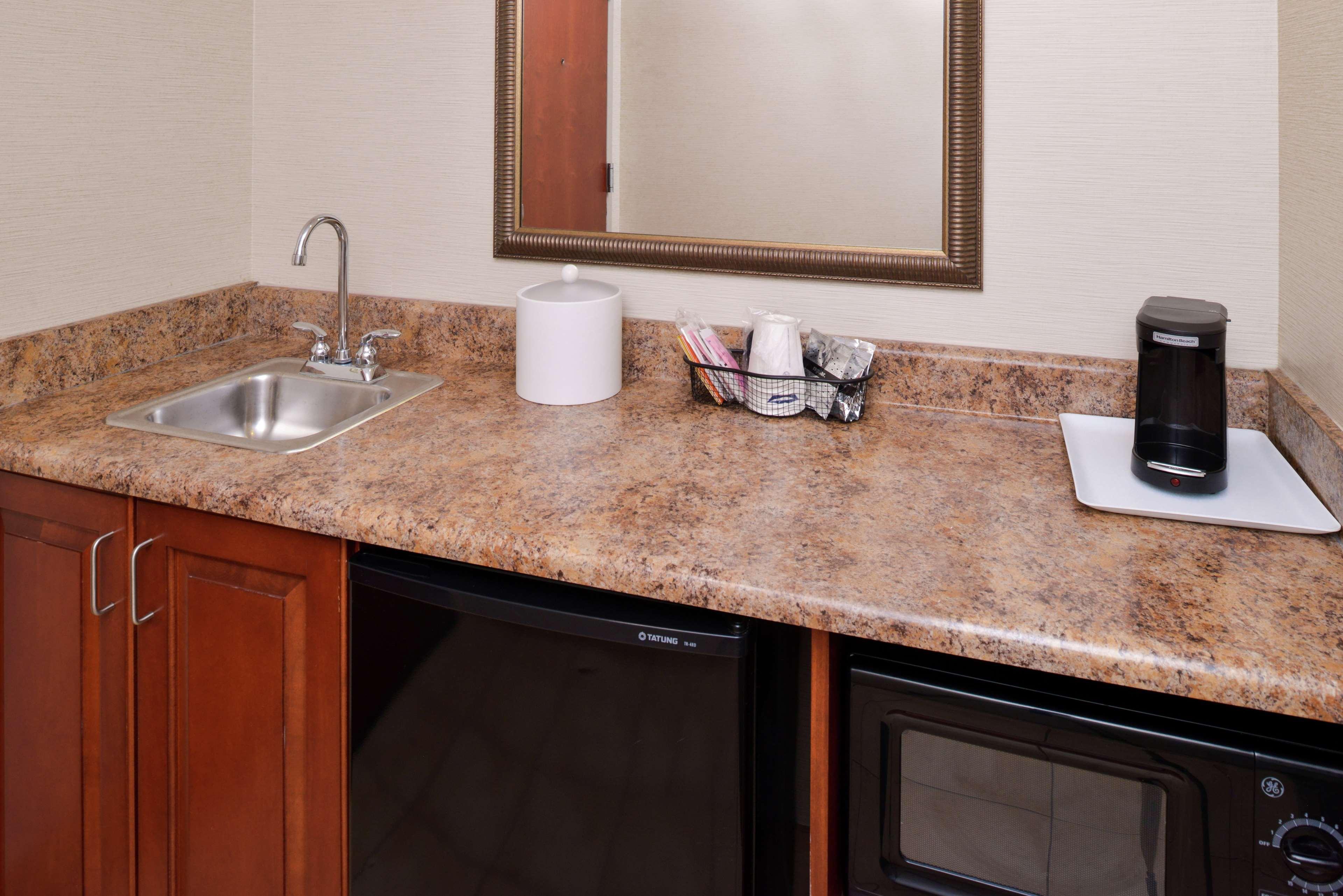 Hampton Inn & Suites Wilmington Buitenkant foto