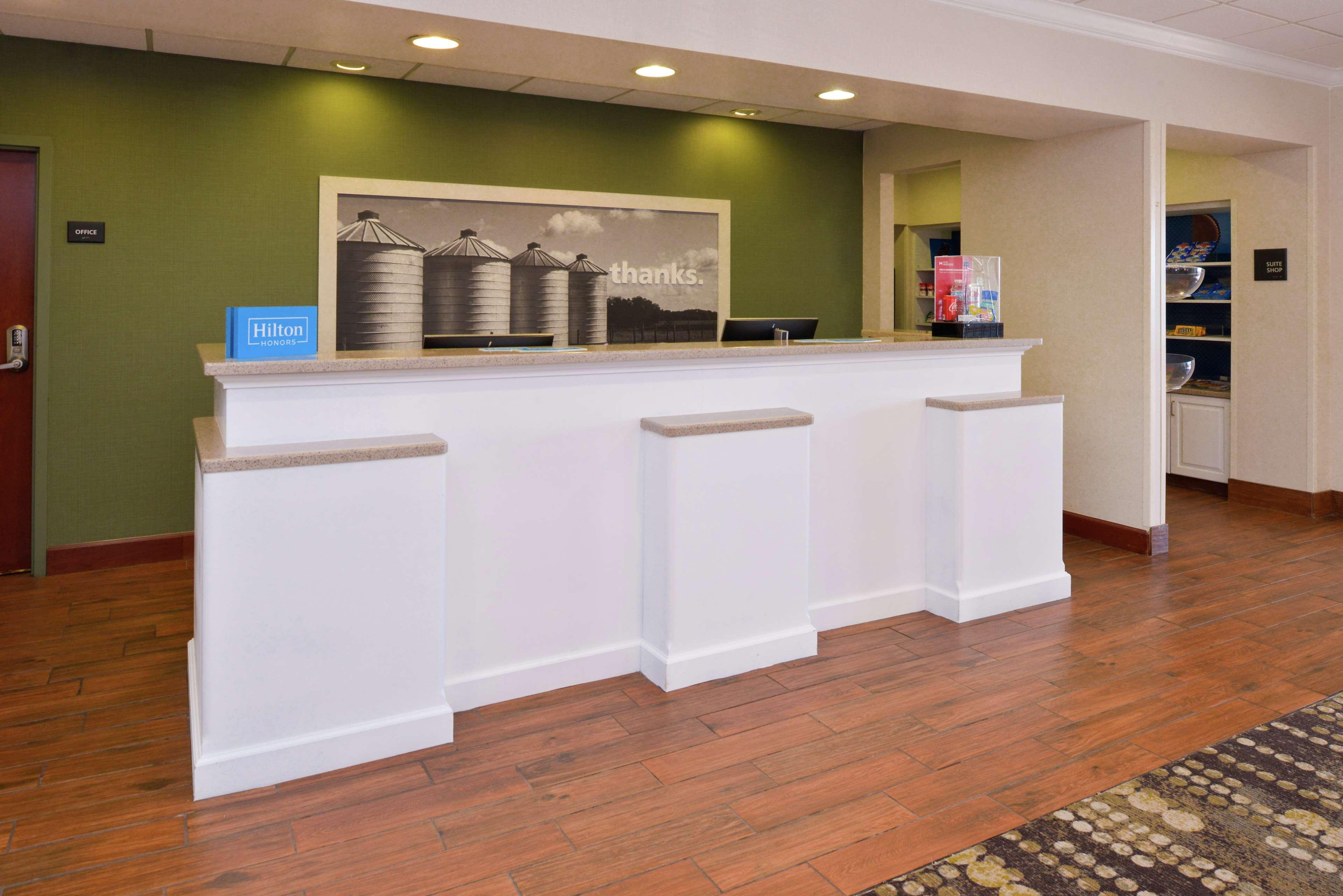 Hampton Inn & Suites Wilmington Buitenkant foto