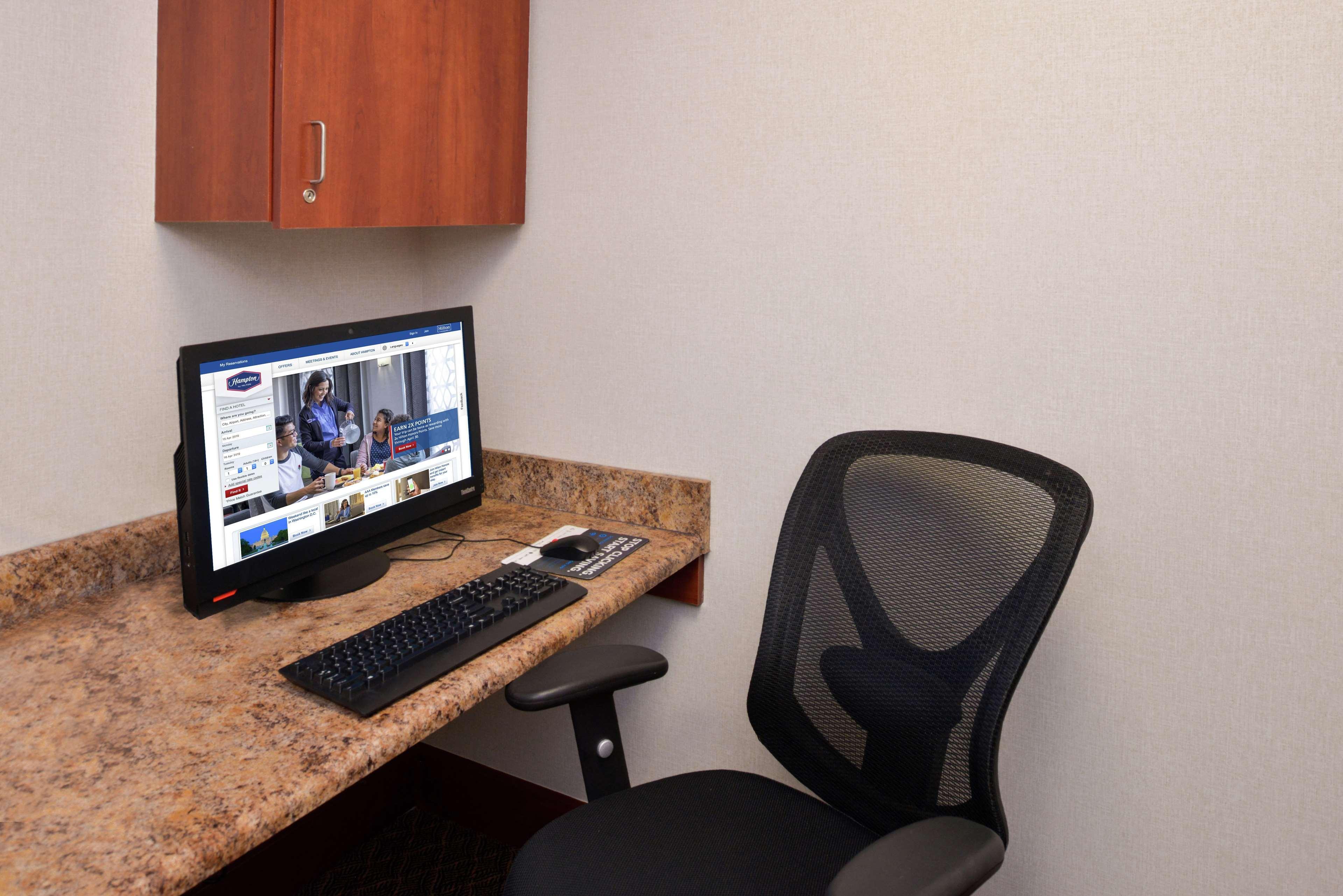 Hampton Inn & Suites Wilmington Buitenkant foto