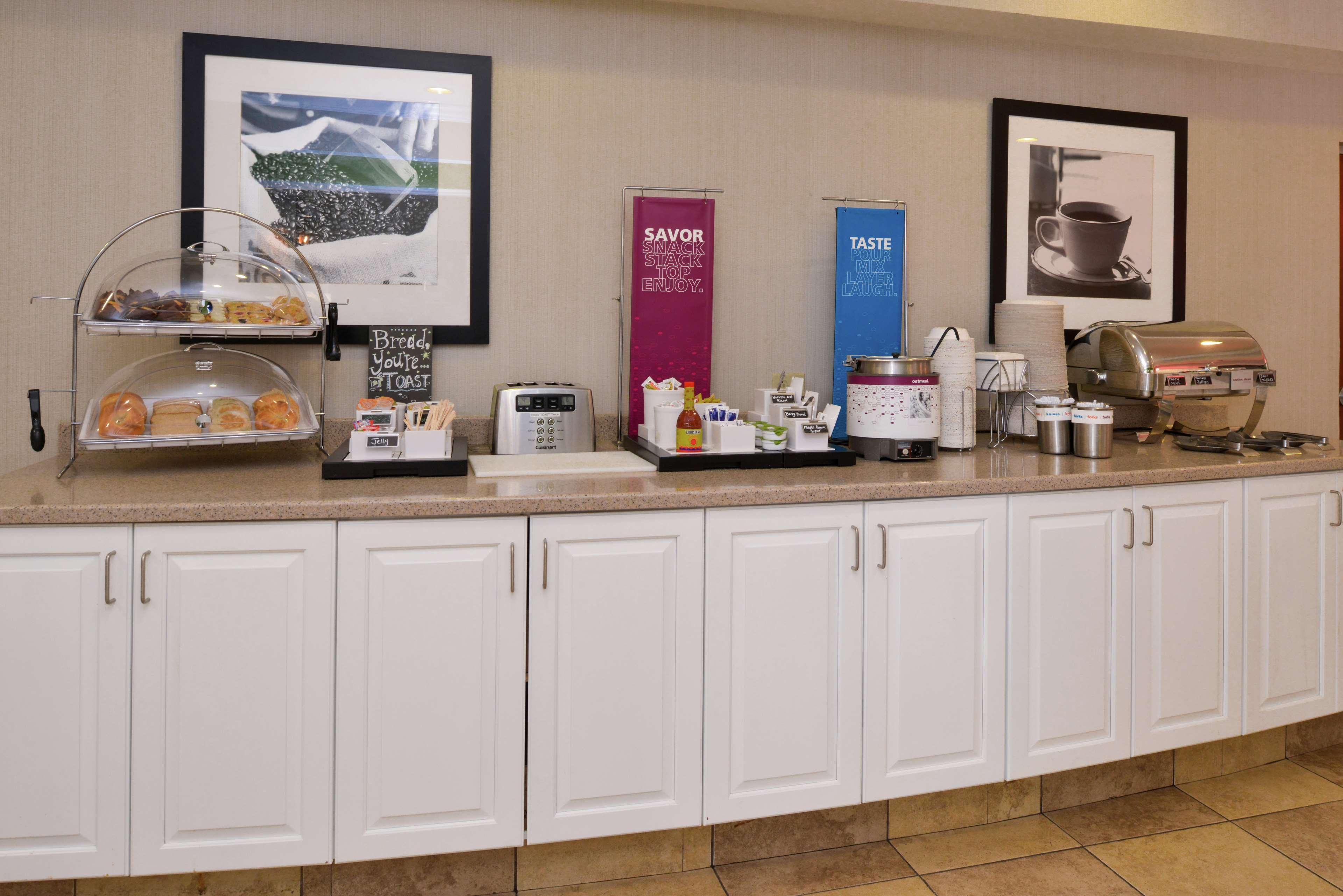 Hampton Inn & Suites Wilmington Buitenkant foto